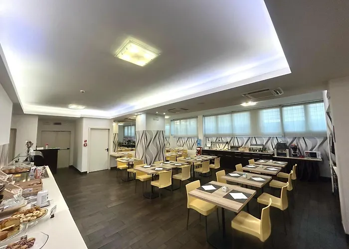 Western 3*