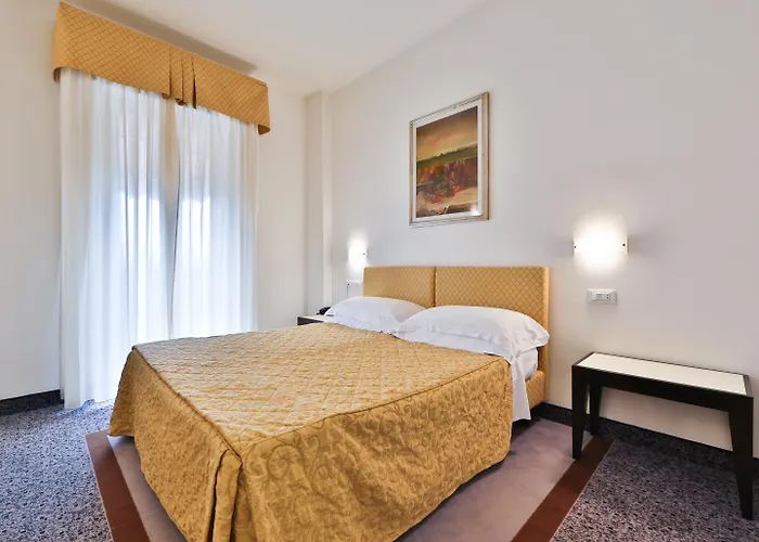 Western 3* Cesena