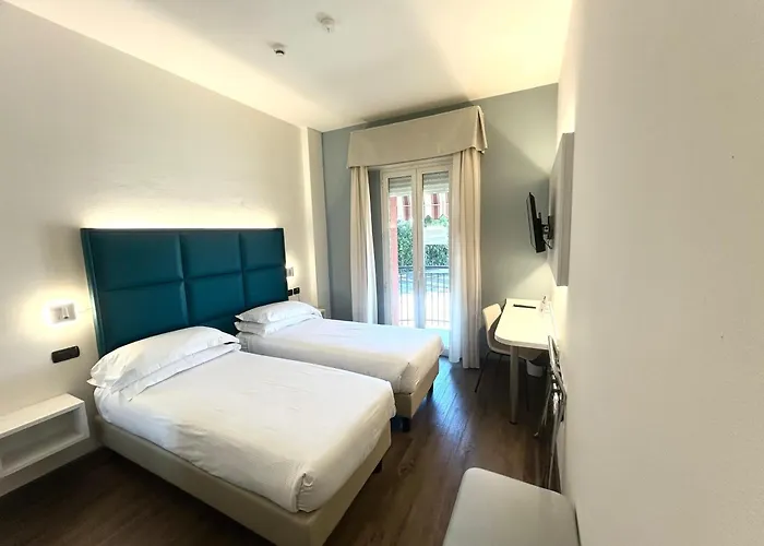 Western Hotell 3*