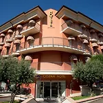 Отель Western 3*