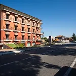 Western Отель 3*