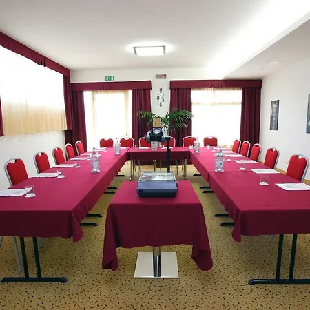 Western Hotell 3*
