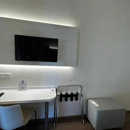 Hotel Western 3*