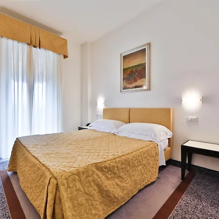 Western 3* Cesena